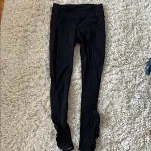 Black lululemon leggings